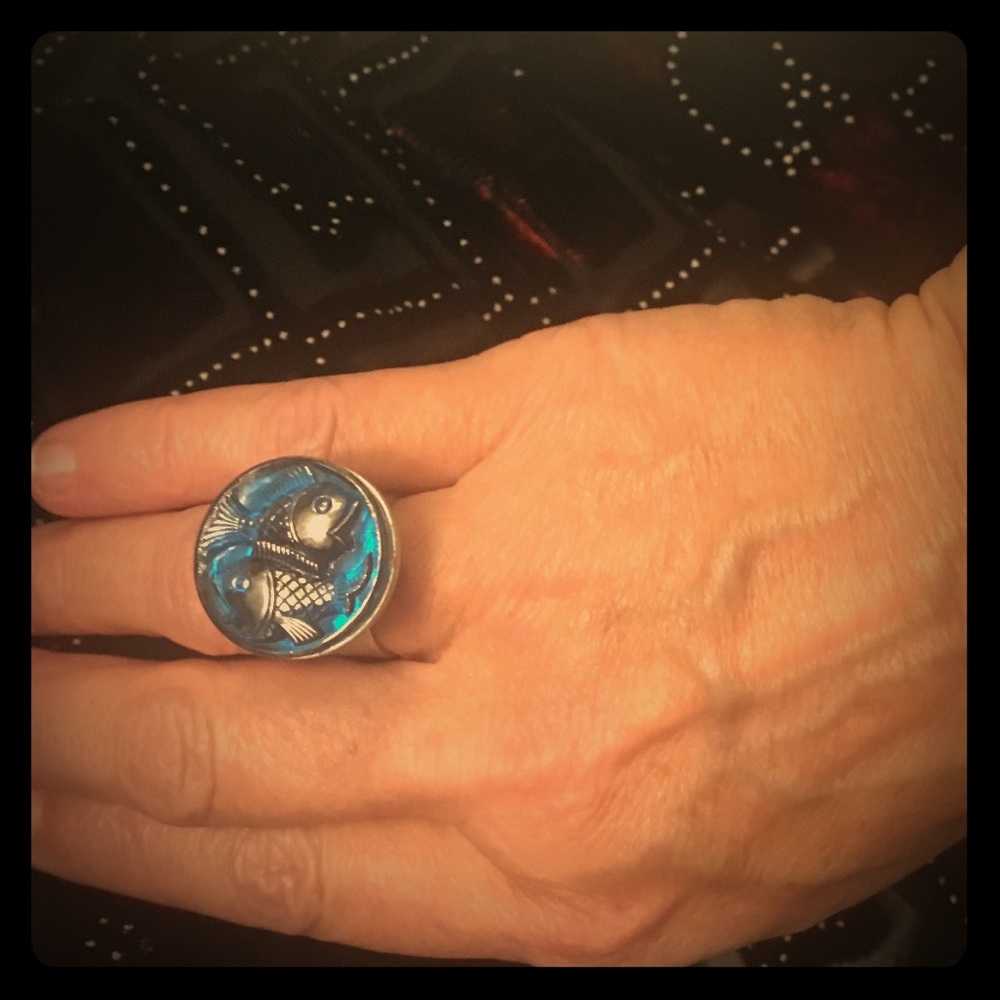 Pisces Czech Glass Button Ring